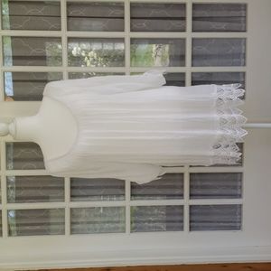 Bobeau gauzy tunic top